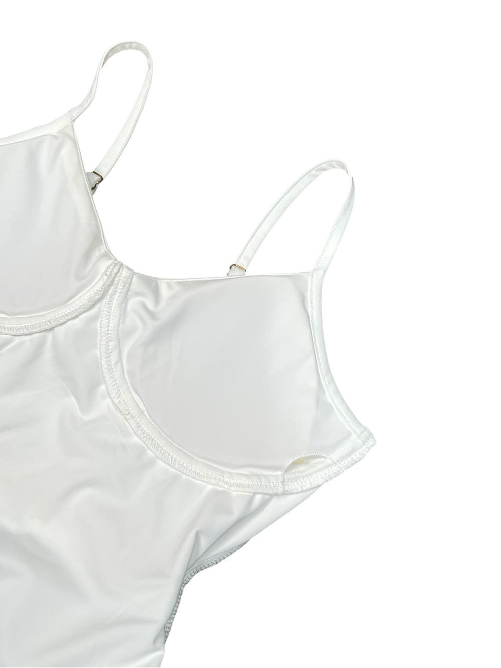 Kittenish Pool Girl Belted One Piece White Gold Toned Hardware Size Small NWT - Picture 9 of 12